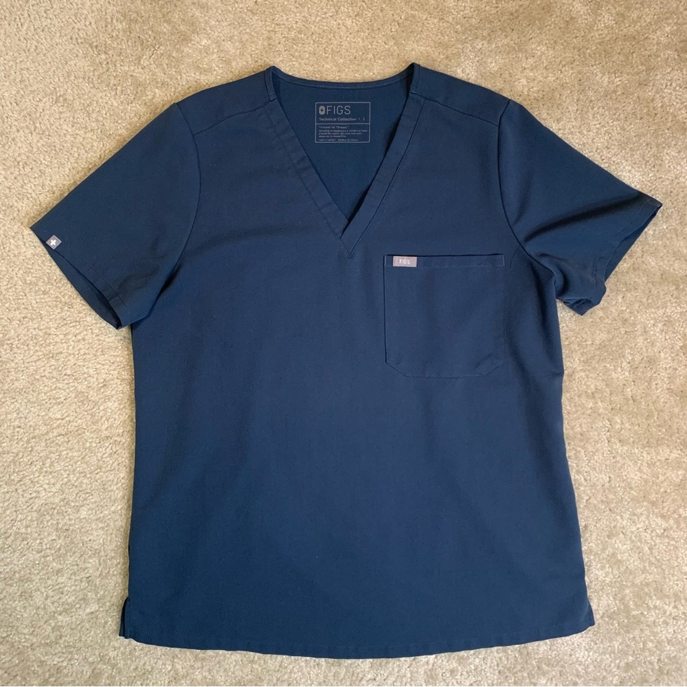 Figs Scrub Top